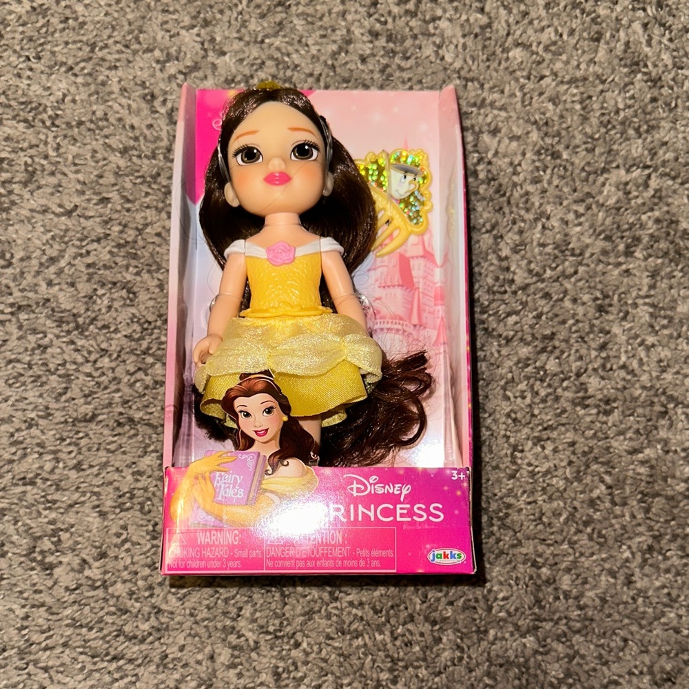 🆕Disney Princess Belle Doll in Yellow and Pink